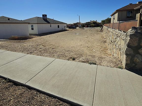 4th image of 644 Danube Dr