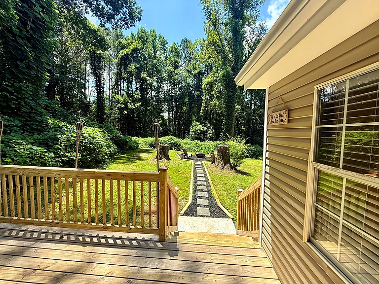 604 McCurdy Rd — Photo 19