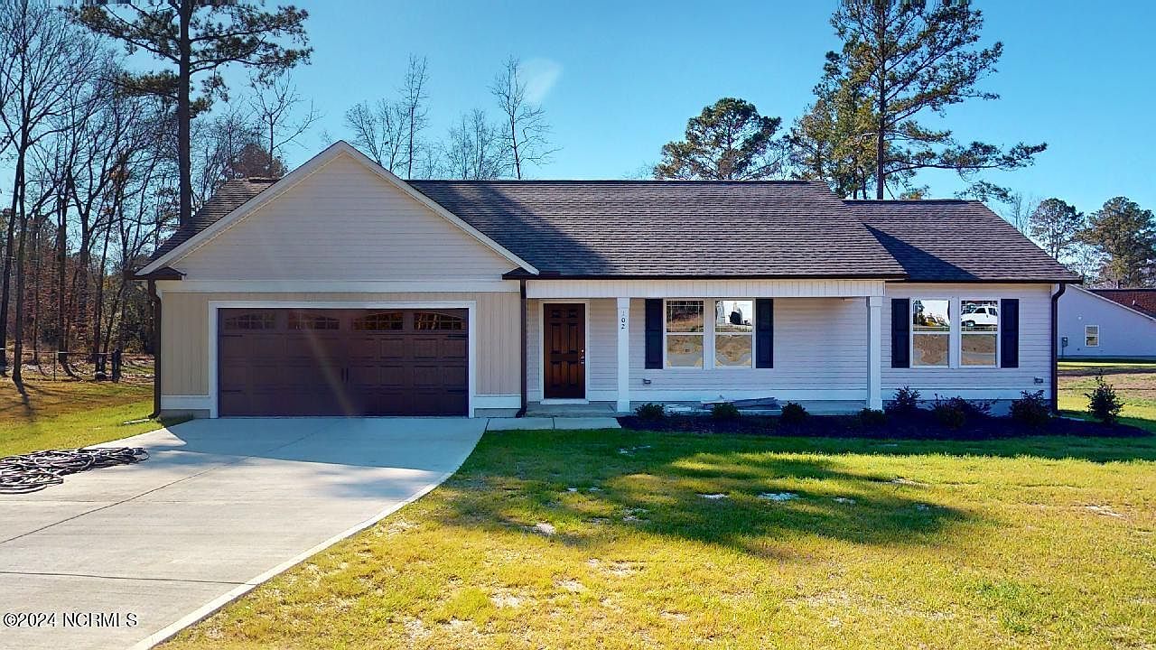 102 Holly Berry Lane, Goldsboro, NC 27530 | Zillow