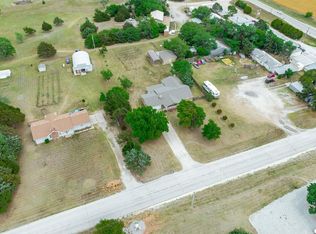 1406 N Argonia Rd, Milton, KS 67106