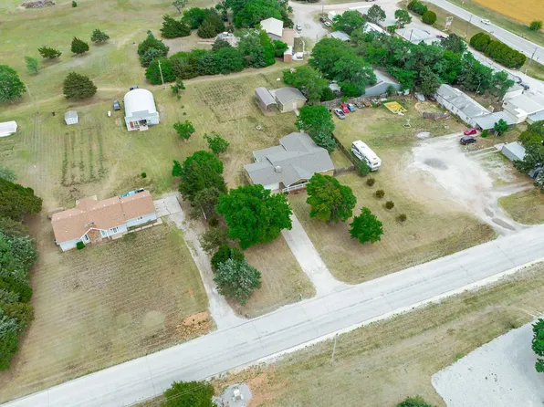 1406 N Argonia Rd, Milton, KS 67106