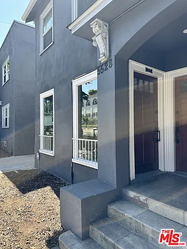 5528 Franklin Ave Photo 1