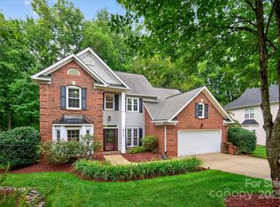 4713 Hanging Ivy Dr, Charlotte, NC 28215