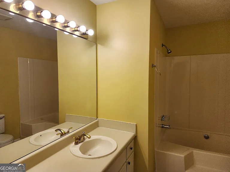 8306 Mountain Pass — Photo 6