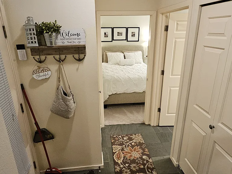 1219 6th Ave N #103 — Photo 7