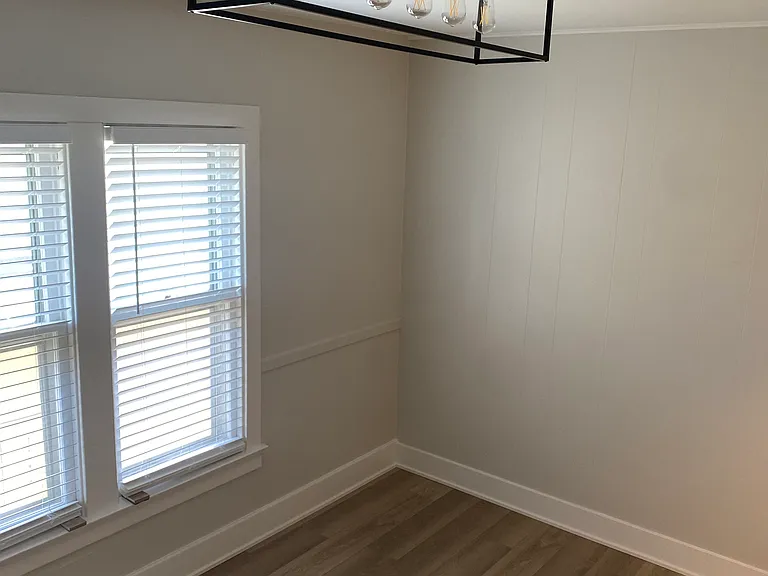 927 Harrison Ave #2 — Photo 5