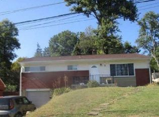 614 Springdale Dr, Pittsburgh, PA 15235