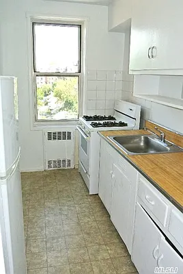 Sold by Properties Logan Inc | media 33