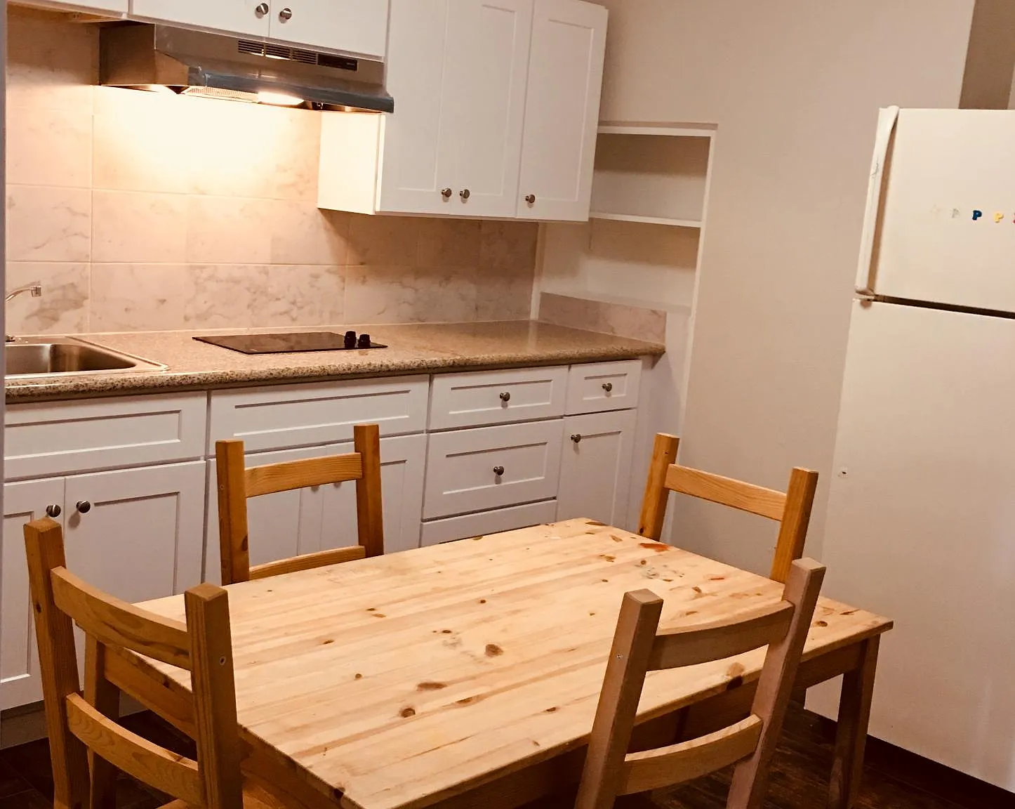 1 bed, 2600 sqft, $775 — Photo 3