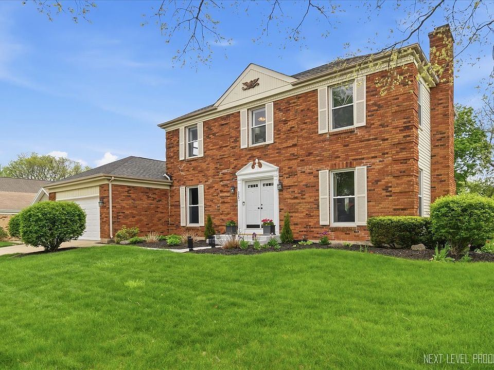 1st image of 320 Essex Ct