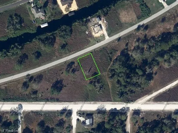 357 Parker St NE, Lake Placid, FL 33852