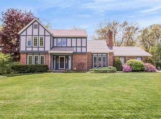 17590 Stoney Point Rd, Granger, IN 46530