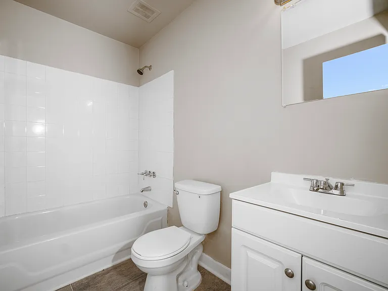 1331 Minefee St — Photo 13