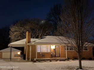 8318 Smithton Rd, Louisville, KY 40219