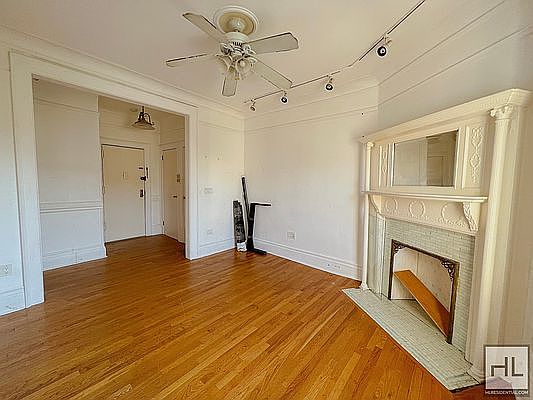 2nd image of 1681 Amsterdam Ave #5C