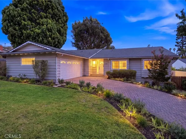 304 N Meadows Ave, Manhattan Beach, CA 90266