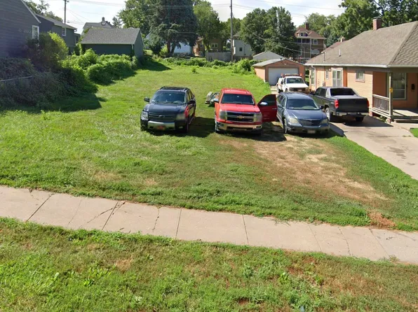 4419 Decatur St, Omaha, NE 68111