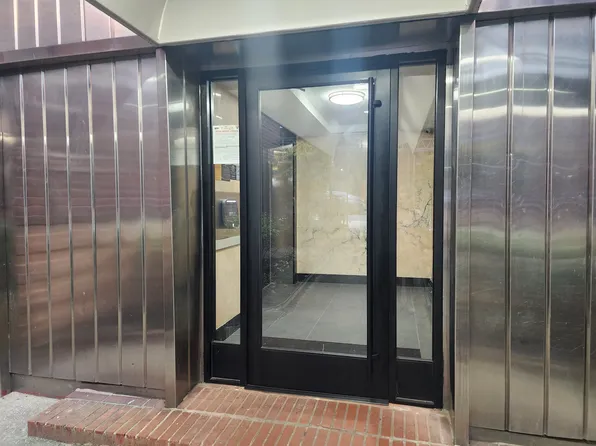 123-25 82nd Avenue image 3 of 8