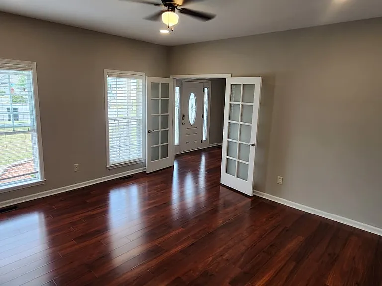 708 Quiet Walk Cir — Photo 3
