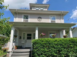 318 Spring St, West Burlington, IA 52655