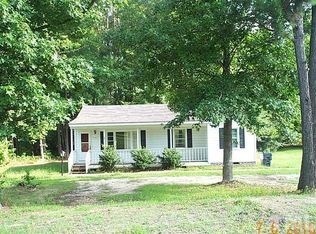 901 E Sanders St, Four Oaks, NC 27524
