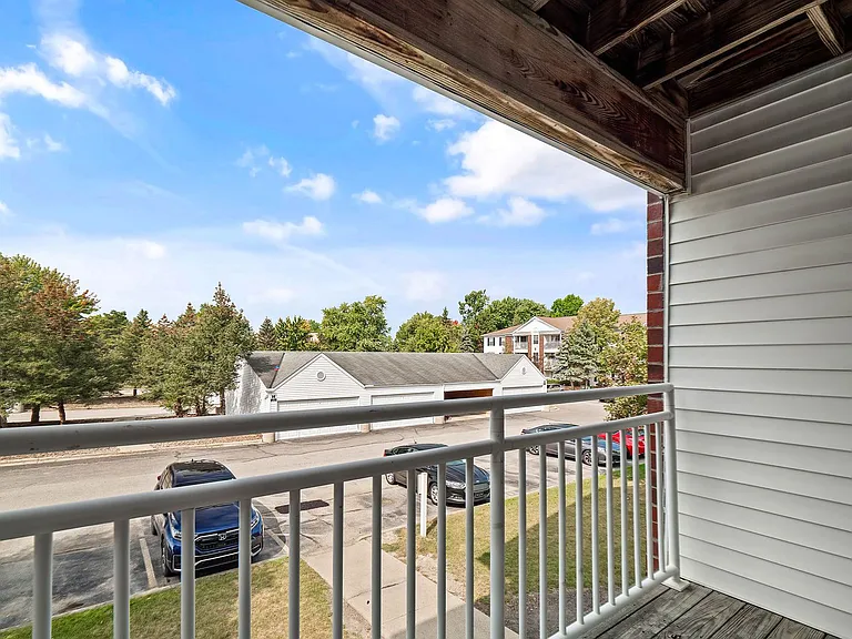Cherry Tree Village Apartments — Photo 43