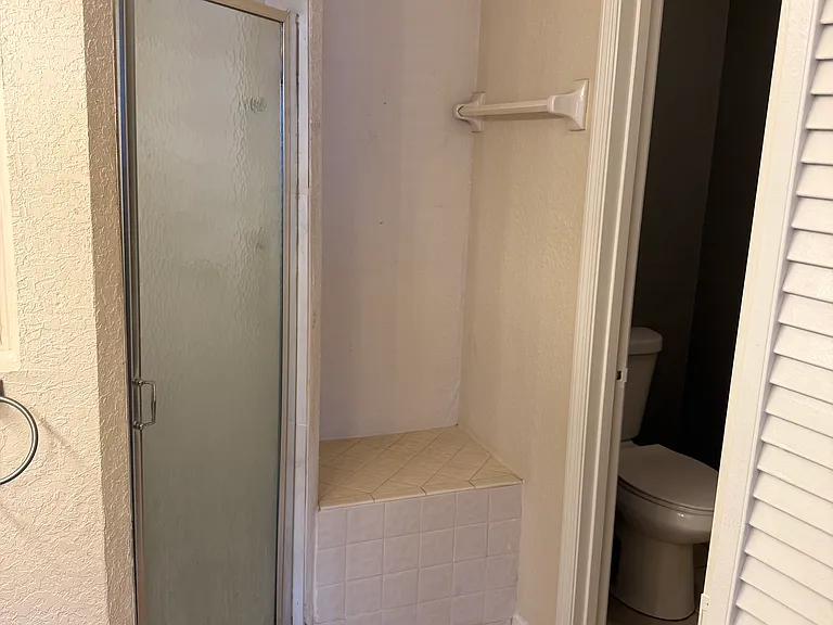 2924 Antique Oaks Cir #48 — Photo 6