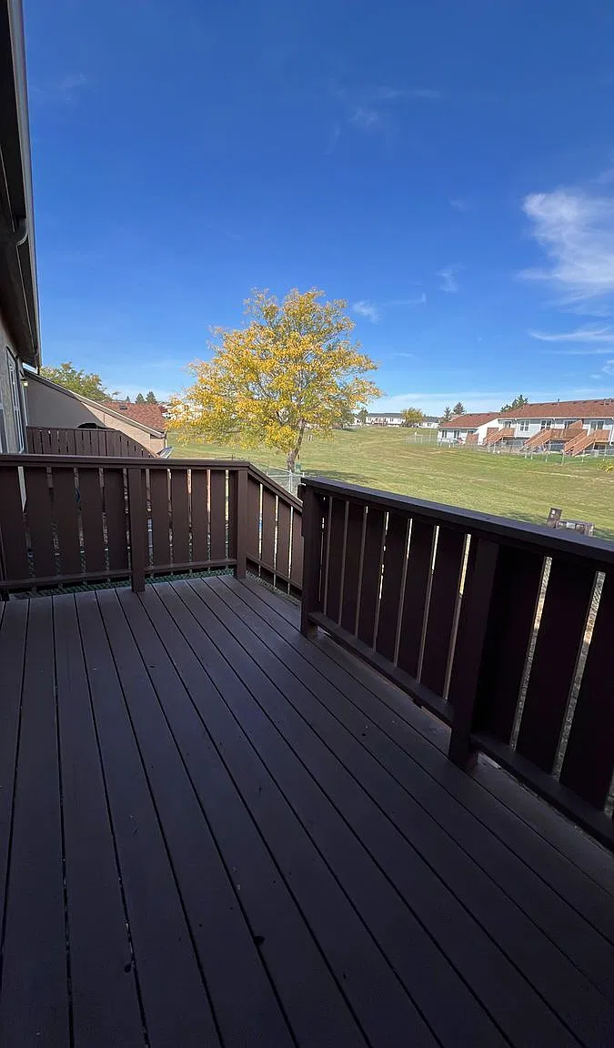 2 bed, 1.5 bath, 1066 sqft, $1,497 — Photo 2