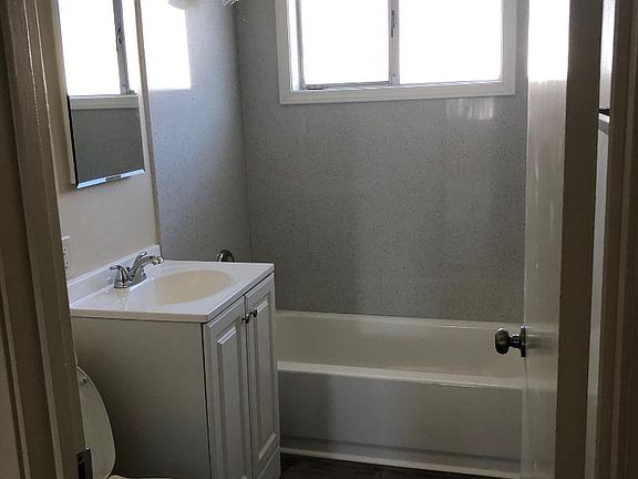 5th image of 3530 Alden Way