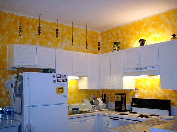 4th image of 3655 Louisa St