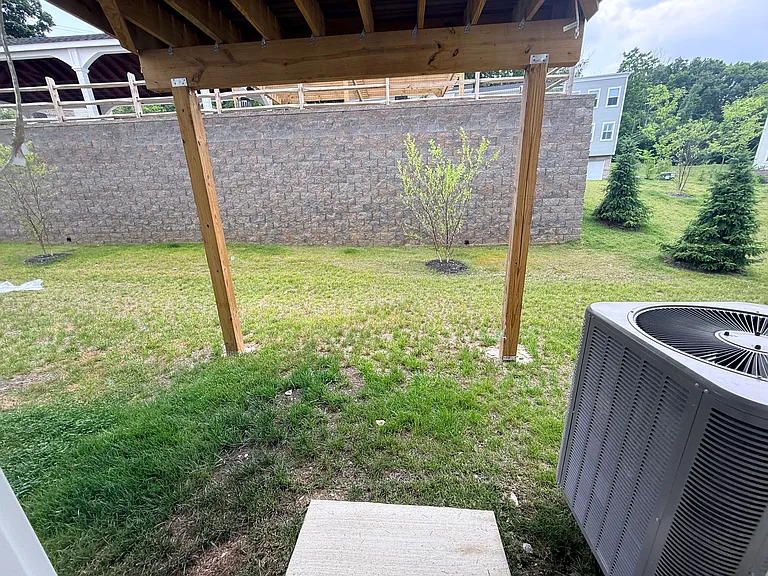 15 Shamrock Cir — Photo 9