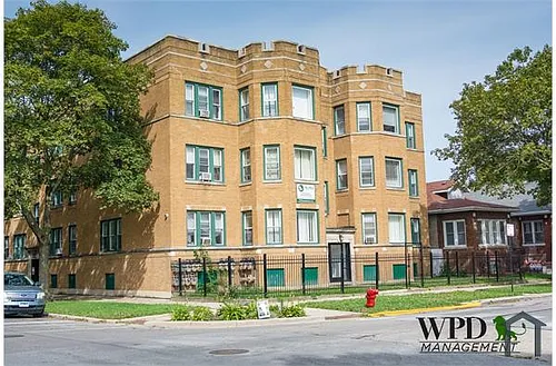 1510 W 80th St #2 Photo 1