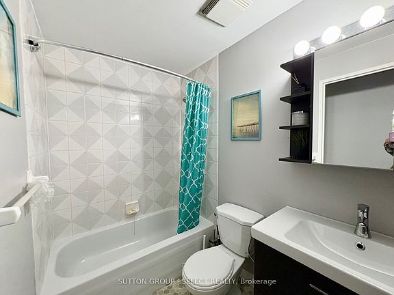 5th image of 626 1st St #505