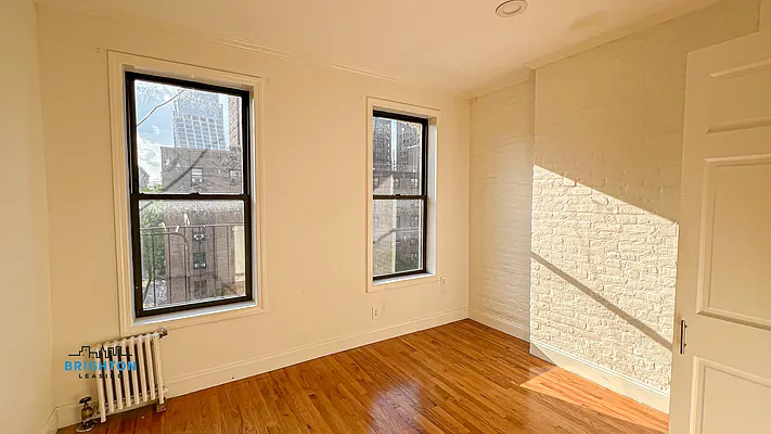 Rented by Brighton Management | media 17