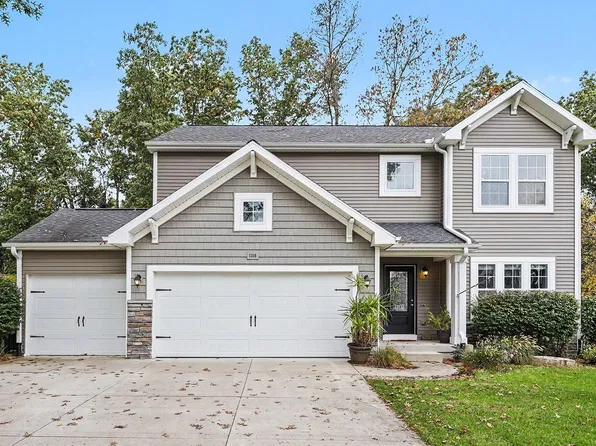 1318 Ashton Woods Ct, Portage, MI 49024