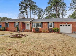 402 Leavell Rd, Portsmouth, VA 23701