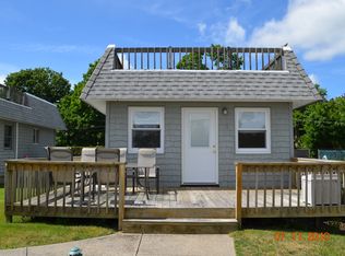 32 Bay Ave APT 18, East Quogue, NY 11942