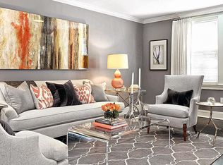 10 Augustus Ln, Greenwich, CT 06830