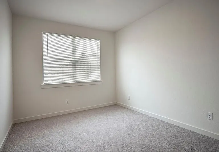1763 Montgomery Dr — Photo 11
