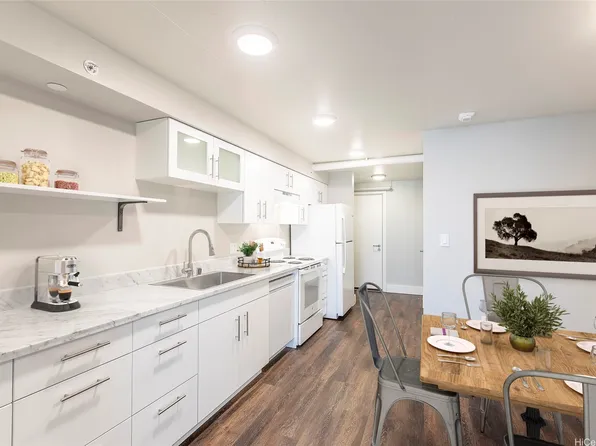 803 Waimanu St #712, Honolulu, HI 96813