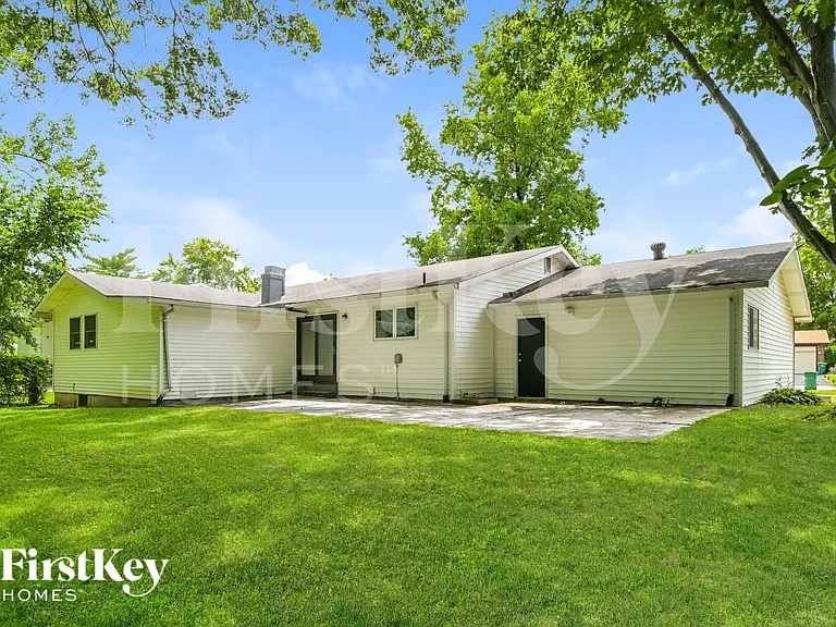 14501 Soho Dr — Photo 14