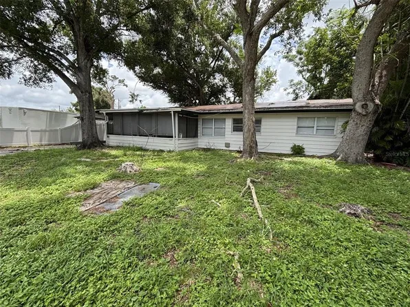 2118 Dodge Ave, Sarasota, FL 34234