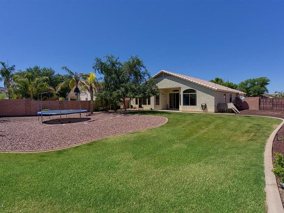1st image of 3923 W Quail Ave