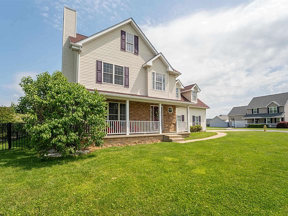 3rd image of 31 Antietam Dr