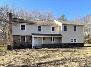 1220 Little Meadow Rd, Guilford, CT 06437