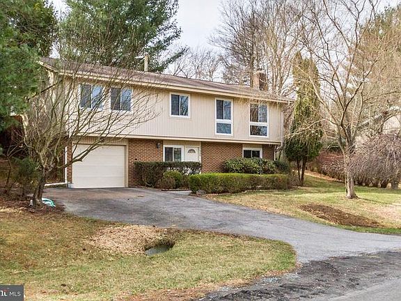 5th image of 11508 Alcinda Ln