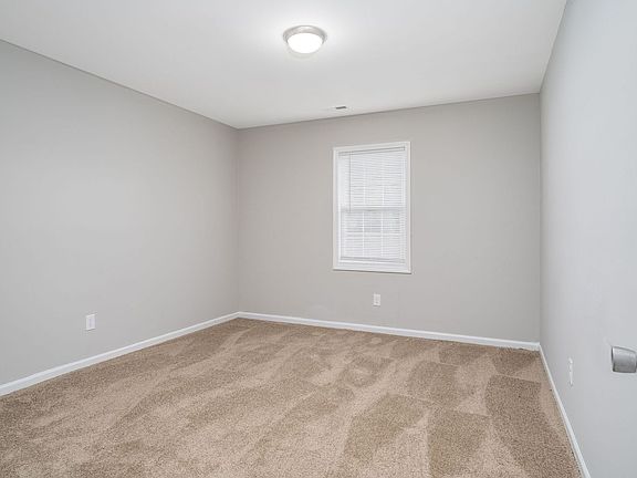 4th image of 4301-4331 Layola Ave #4313
