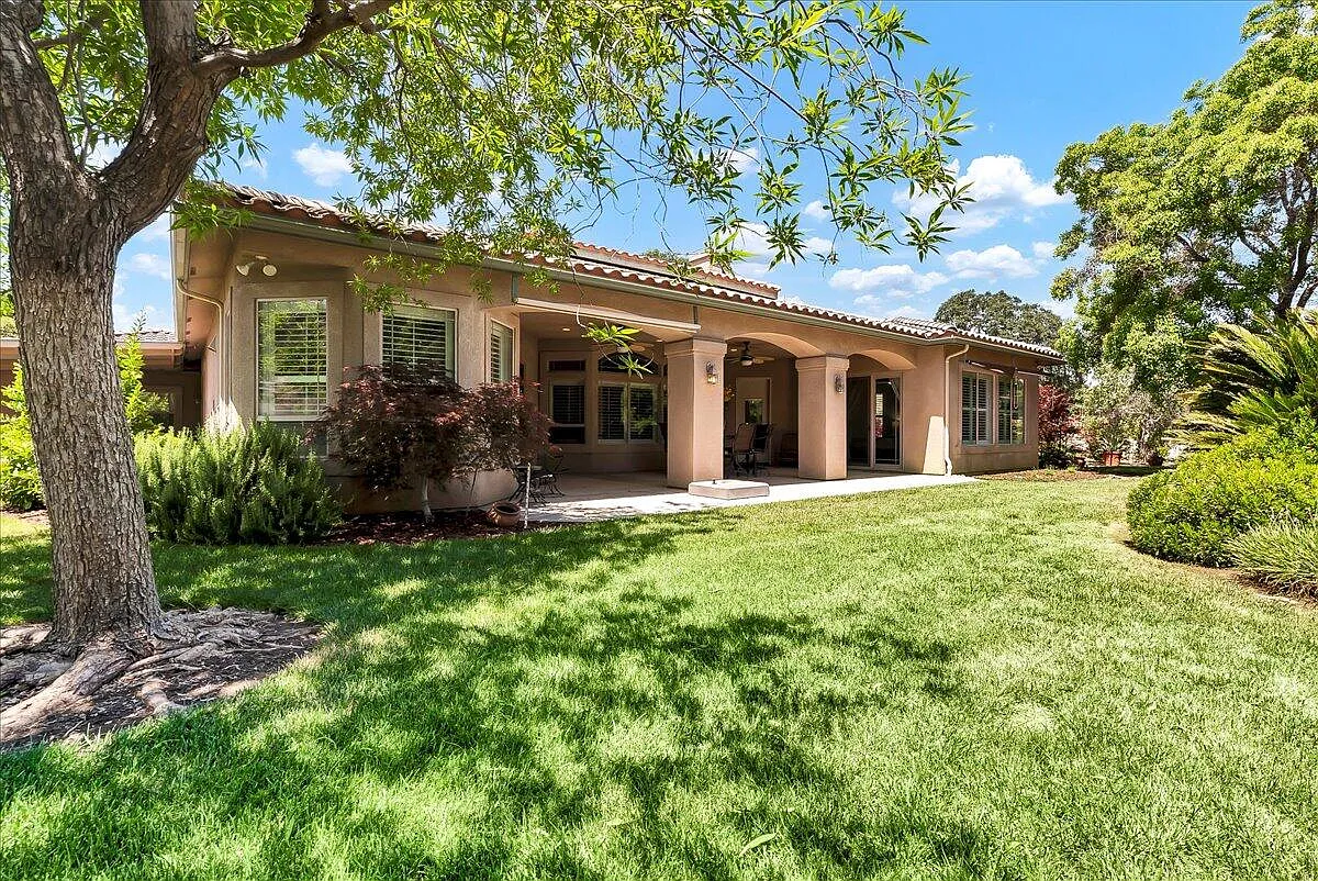 16574 Coyote Drive photo 1