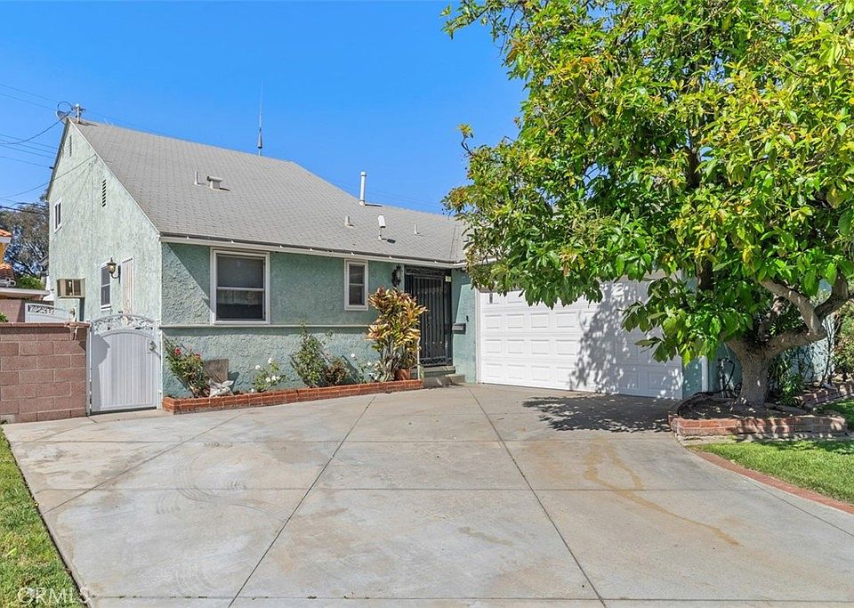 1st image of 10253 Angell St