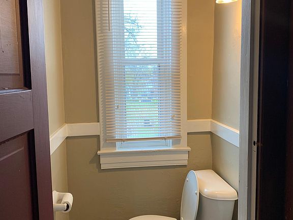 5th image of 2022 Murray Ave #2